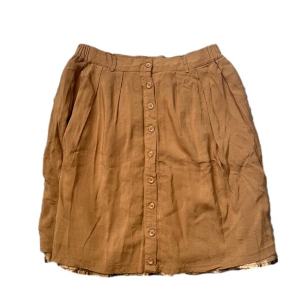 Dresses & Skirts - COMME Toi Lined Midi Camel Skirt Size Medium